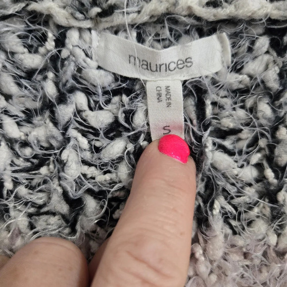 Maurices Knitted Cardigan Sweater Women's Size Small Soft Fall Winter Boho - Picture 7 of 11